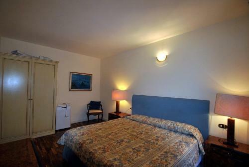 Meina Villa Sleeps 4 Pool Wifi