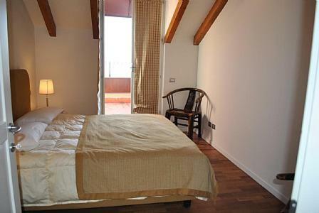 Meina Villa Sleeps 5 Pool Wifi