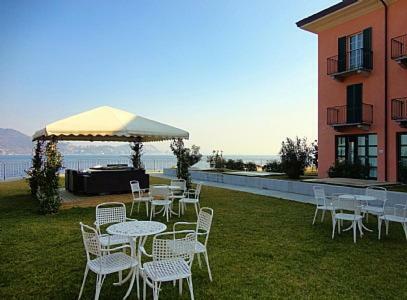 Meina Villa Sleeps 5 Pool Wifi