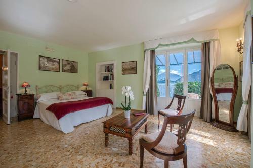 Menaggio Villa Sleeps 14 Pool Air Con Wifi