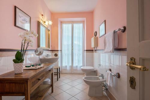 Menaggio Villa Sleeps 14 Pool Air Con Wifi