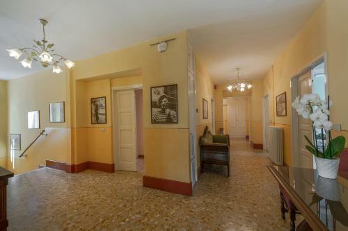 Menaggio Villa Sleeps 14 Pool Air Con Wifi