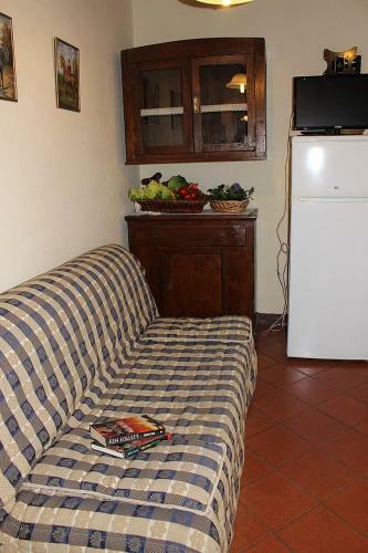 Colle Di Val D'elsa Villa Sleeps 8 Pool