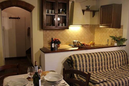 Colle Di Val D'elsa Villa Sleeps 6 Pool