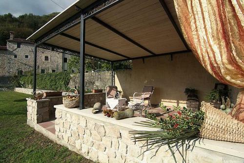 Miane Villa Sleeps 3 Wifi