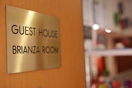 Hostal Guest House Brianza Room