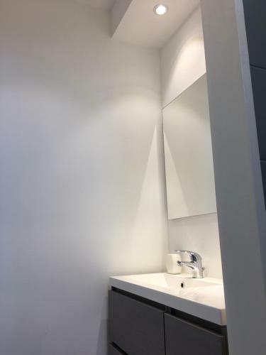 Fashion District Apartment