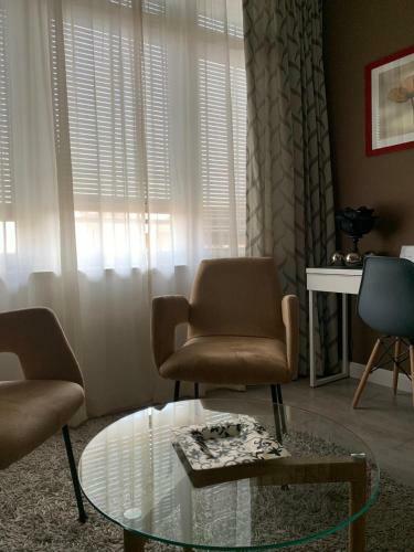Hostal Corso Italia Rooms