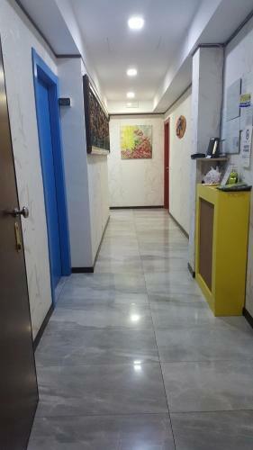 Hostal Sira House Milano