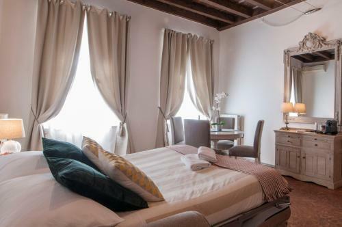 Mila Apartments Magenta
