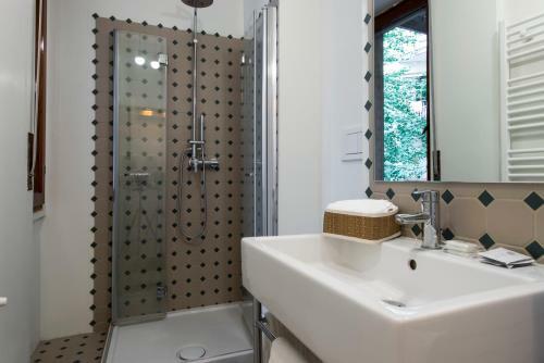 Mila Apartments Via Savona