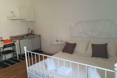 Hostal Farini Rooms