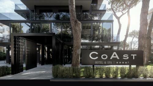 Coast Hotel & Spa - Adults Only