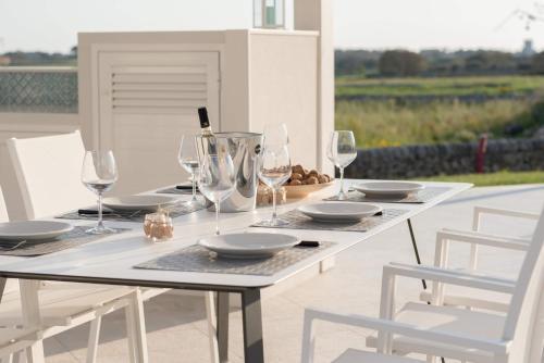 Villa White