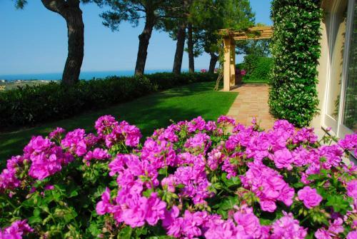 Piane Chienti Villa Sleeps 8 Pool Air Con Wifi