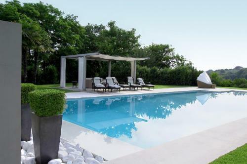 Piane Chienti Villa Sleeps 8 Pool Air Con Wifi