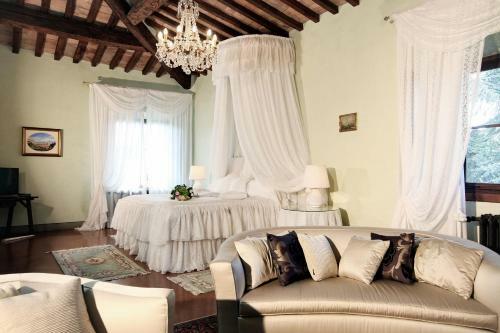 Molezzano Villa Sleeps 23 Pool Air Con Wifi