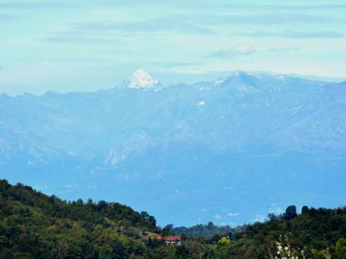 Delightful Holiday Home In Moncucco Torinese With Balcony