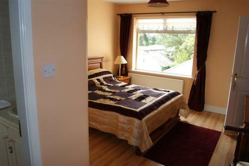 Tom And Eileen's Farmhouse B&B