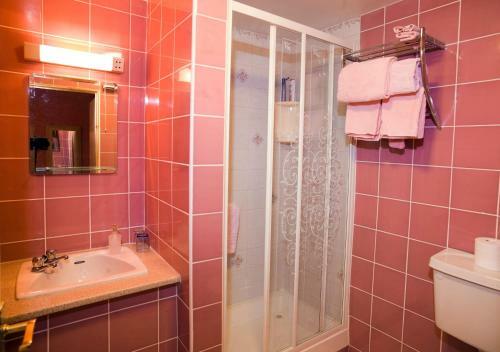 Hostal Murphys Farmhouse B&B