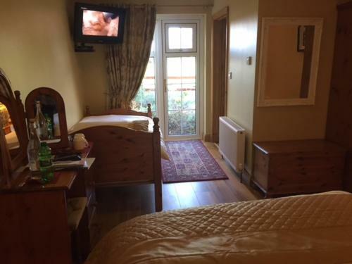 Evergreen Bed & Breakfast