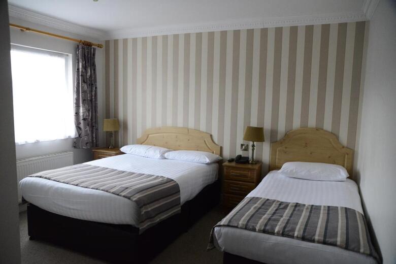 Hibernian Hotel & Leisure Centre