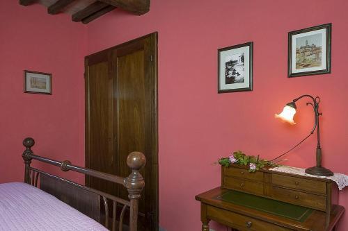 Villa Montaione Apartment Sleeps 4 Pool