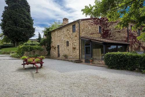 Villa Montaione Apartment Sleeps 4 Pool
