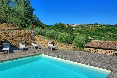 Montalcino Villa Sleeps 8 Pool Wifi