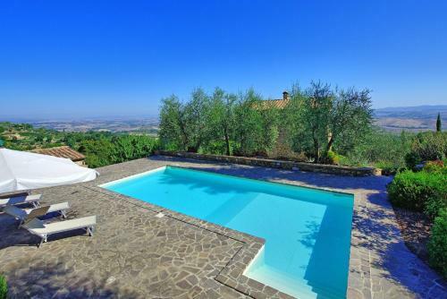 Montalcino Villa Sleeps 8 Pool Wifi