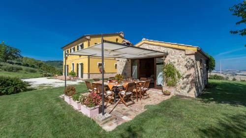 Villa Casale Verdicchio 10&2