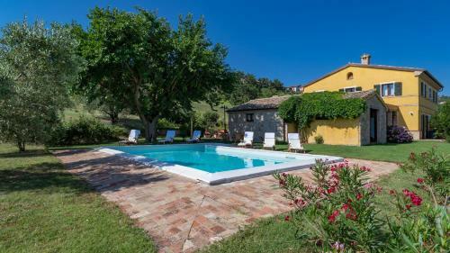 Villa Casale Verdicchio 10&2