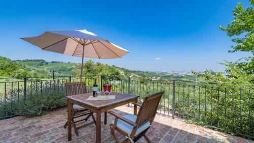 Villa Casale Verdicchio 10&2