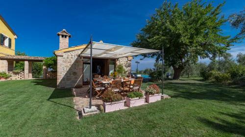 Villa Casale Verdicchio 10&2