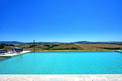 Montelopio Villa Sleeps 10 With Pool Air Con And Wifi