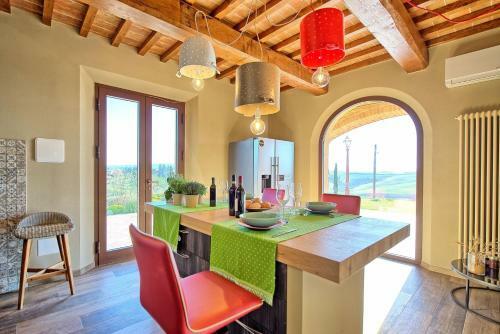 Montelopio Villa Sleeps 10 With Pool Air Con And Wifi