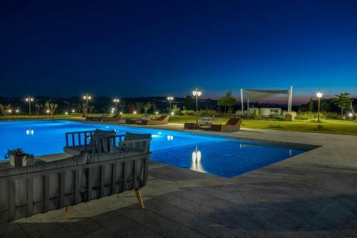 Montelopio Villa Sleeps 10 With Pool Air Con And Wifi