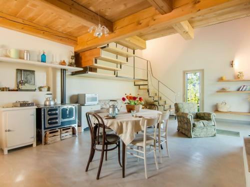 Serene Holiday Home In Montefiore Conca With Jacuzzi