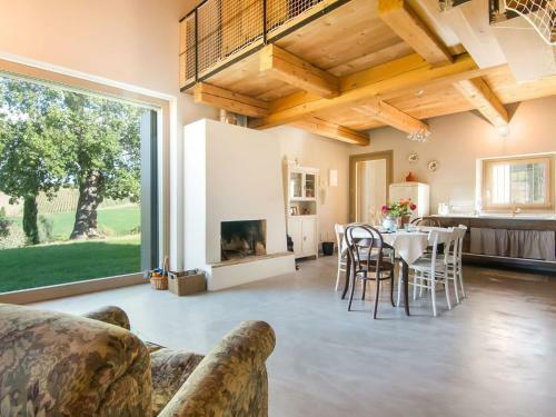 Serene Holiday Home In Montefiore Conca With Jacuzzi