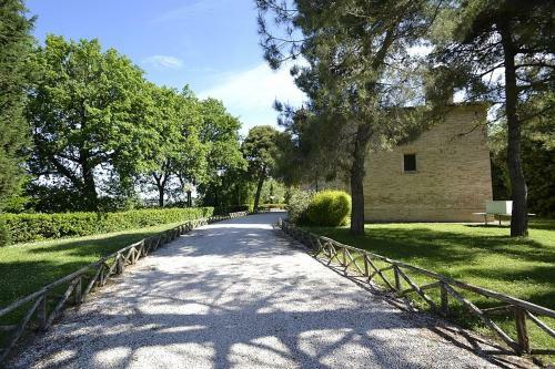 Montemaggiore Al Metauro Villa Sleeps 14 Pool Wifi