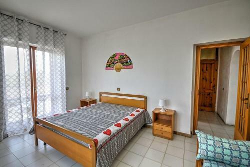 Montemarano Villa Sleeps 9 Pool Wifi