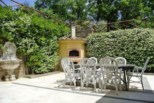 Villa Chiara Luxury Country Home