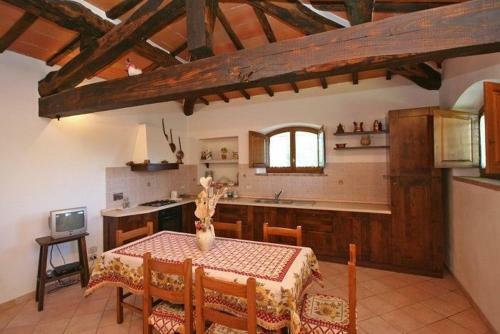 Monticchiello Apartment Sleeps 5