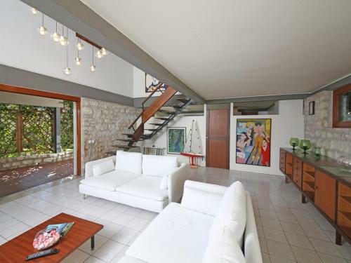 Montinelle Villa Sleeps 15 Pool Air Con Wifi