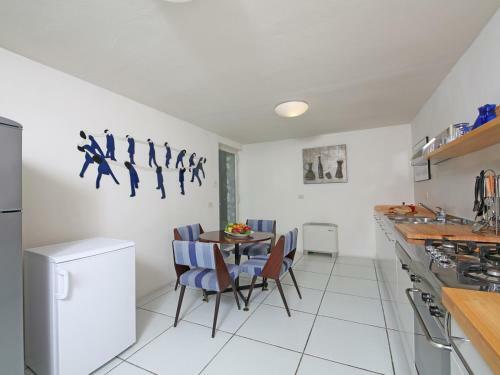 Montinelle Villa Sleeps 15 Pool Air Con Wifi