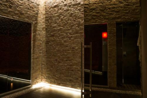 Hostal Foro Carolino