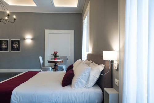 Hostal Foro Carolino