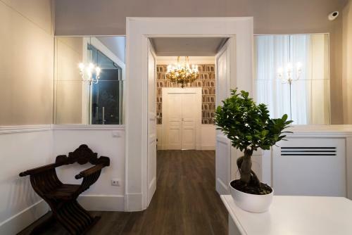 Hostal Foro Carolino