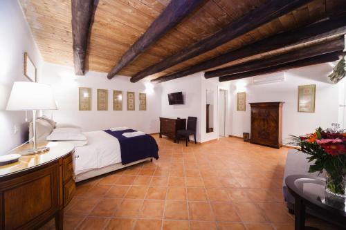 Hostal Palazzo Marigliano - Rooms & Suites