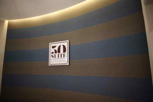 Hostal 50 Suite B&B